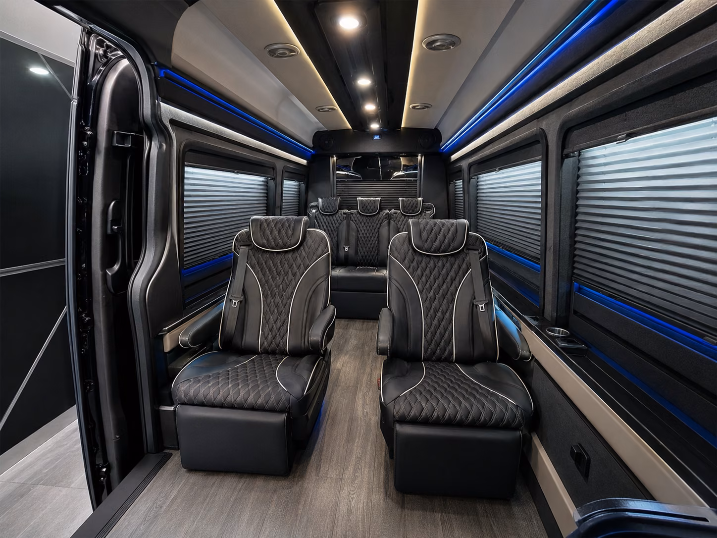 got 30 seconds get instant pricing for your paramount airport shuttle