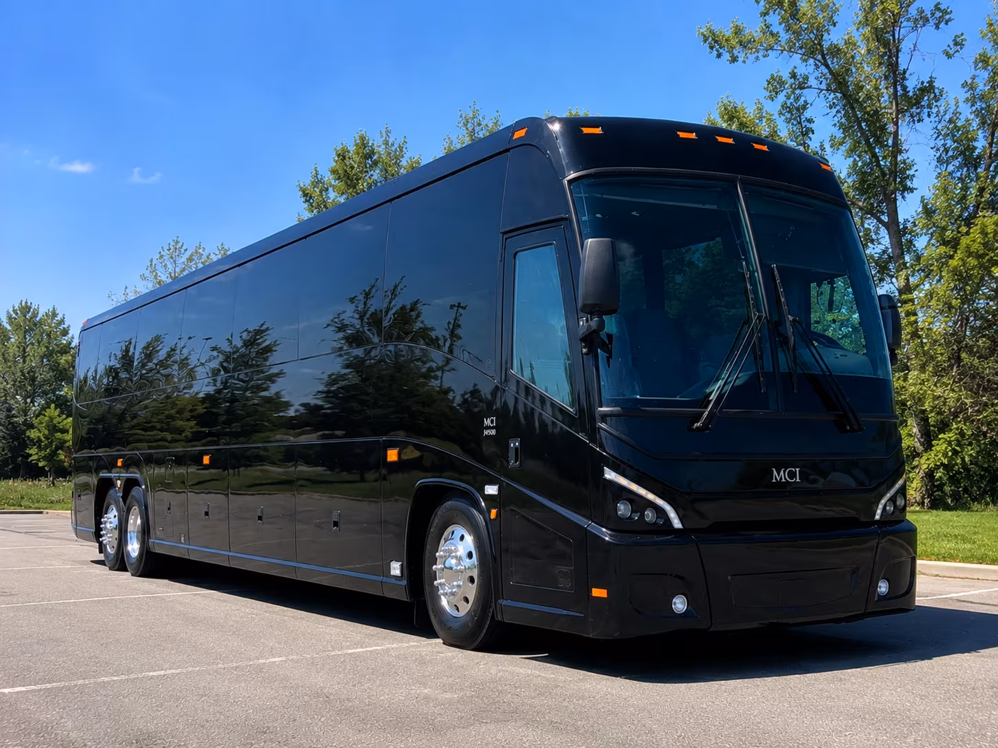 shuttle your wedding guests between long beach hotels and your venue